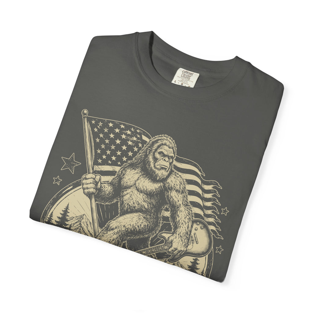 T-Shirt — 'American Legend' Bigfoot Holding U.S. Flag Vintage Graphic