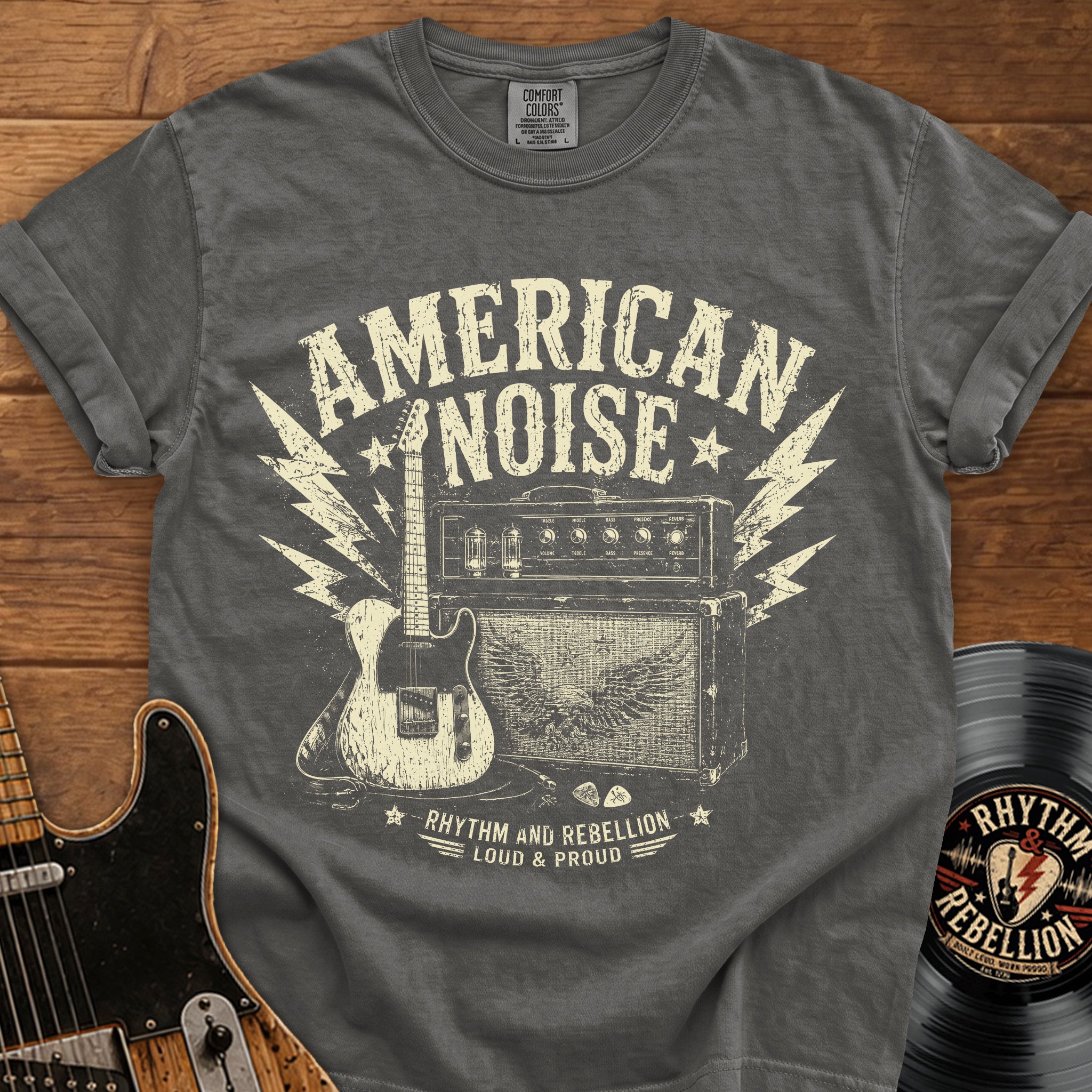 Vintage Amp and Guitar T- Shirt